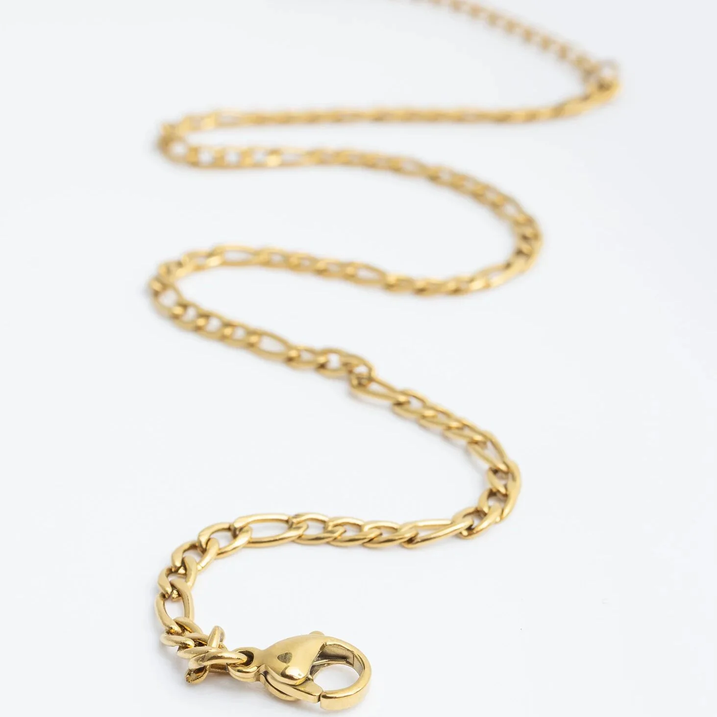 18K Gold PVD Stainless Steel Figaro Chain Bracelet or Anklet / BRJ9097 - Image 6