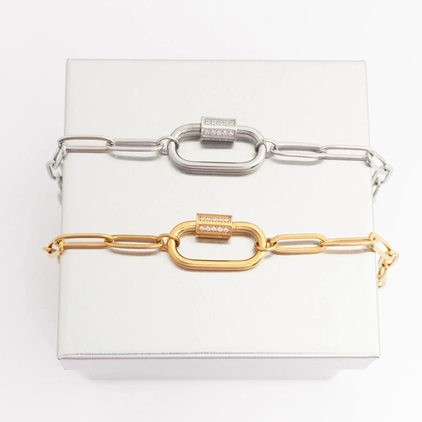 18K Gold PVD Stainless Steel CZ Stone Carabiner Necklace / CHN0151 - Image 10