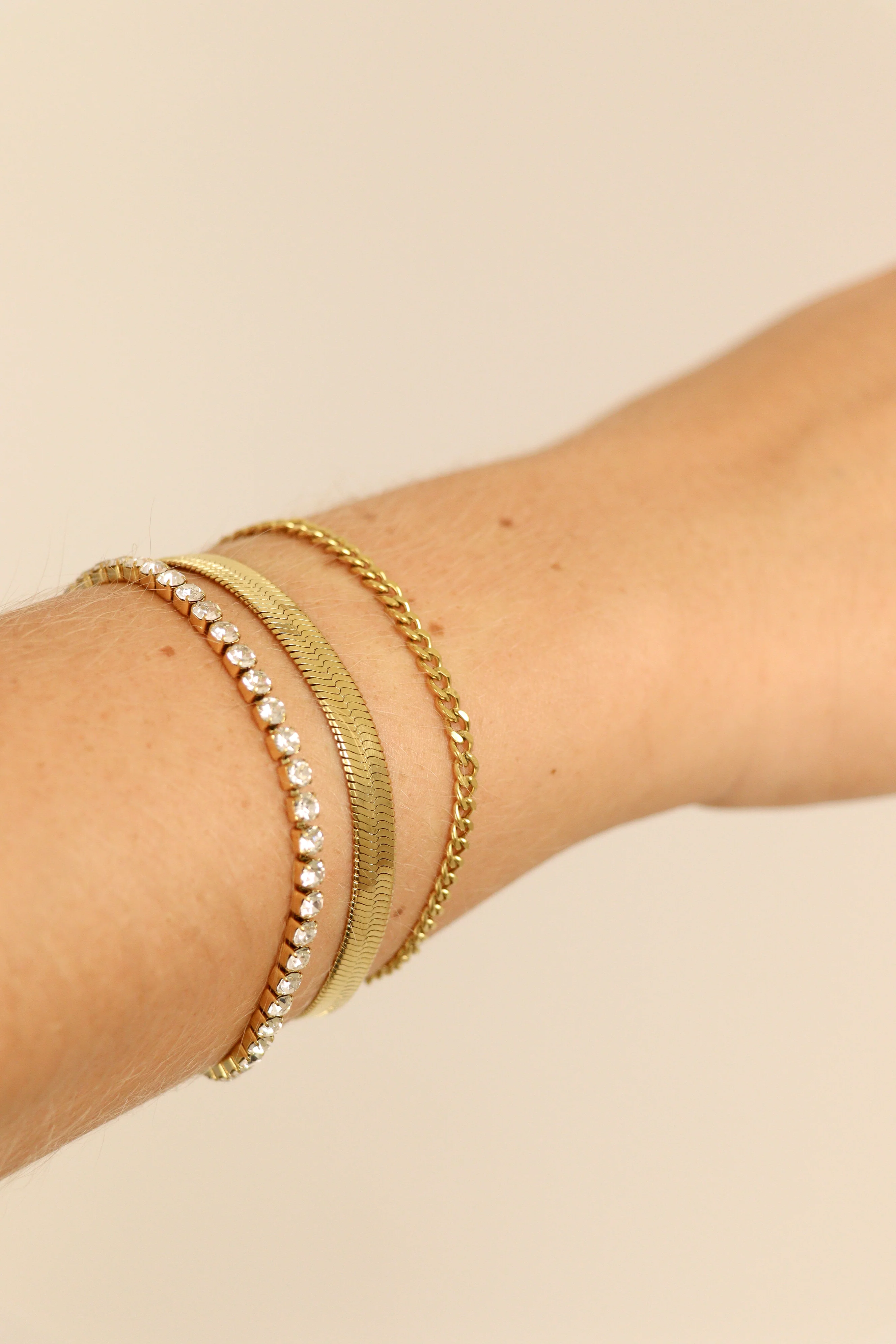 18K Gold PVD Stainless Steel Diamond Cut Curb Chain Bracelet / BRJ9098 - Image 7