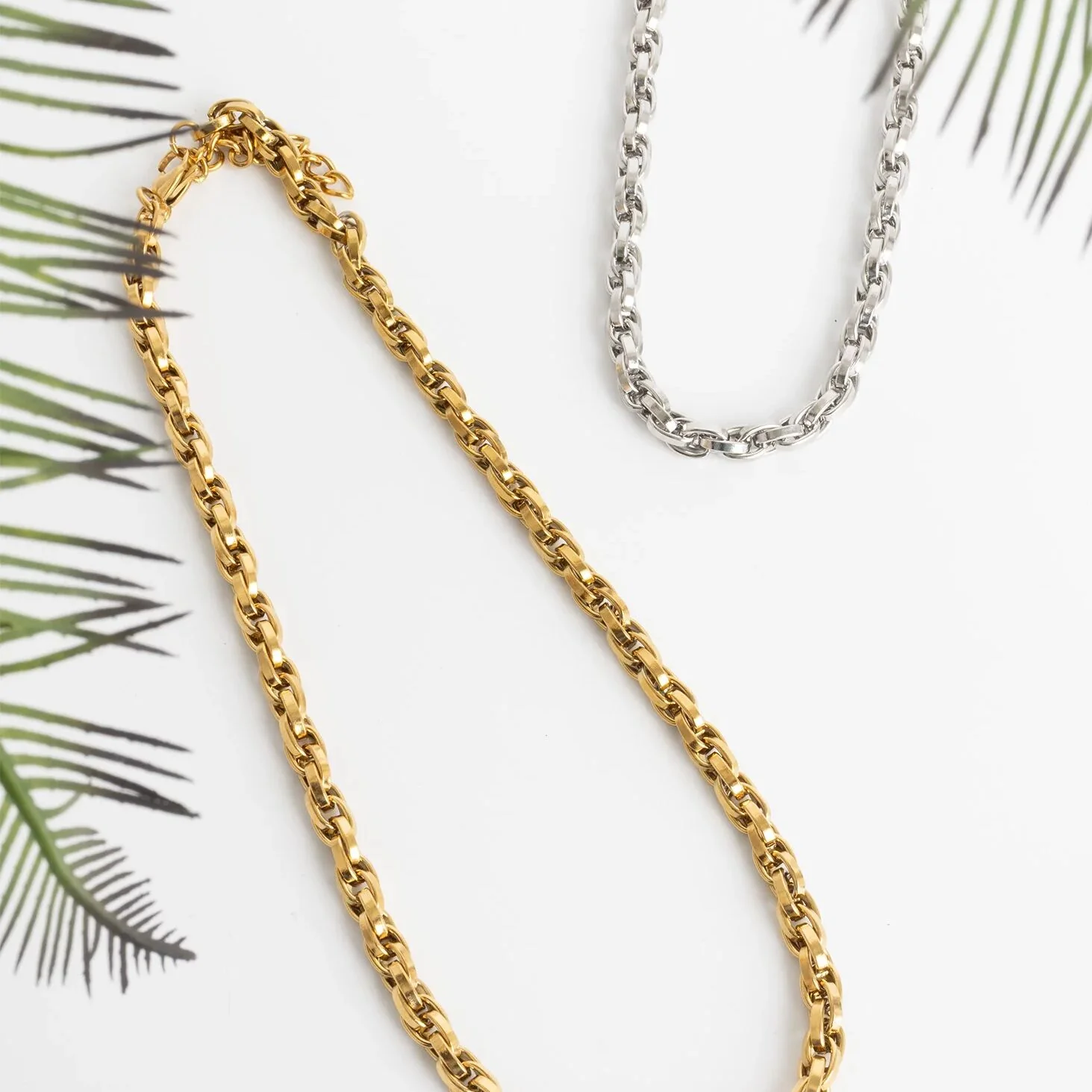 18K Gold PVD Stainless Steel Twisted Oval Chain Necklace/ CHN0166 - Image 7