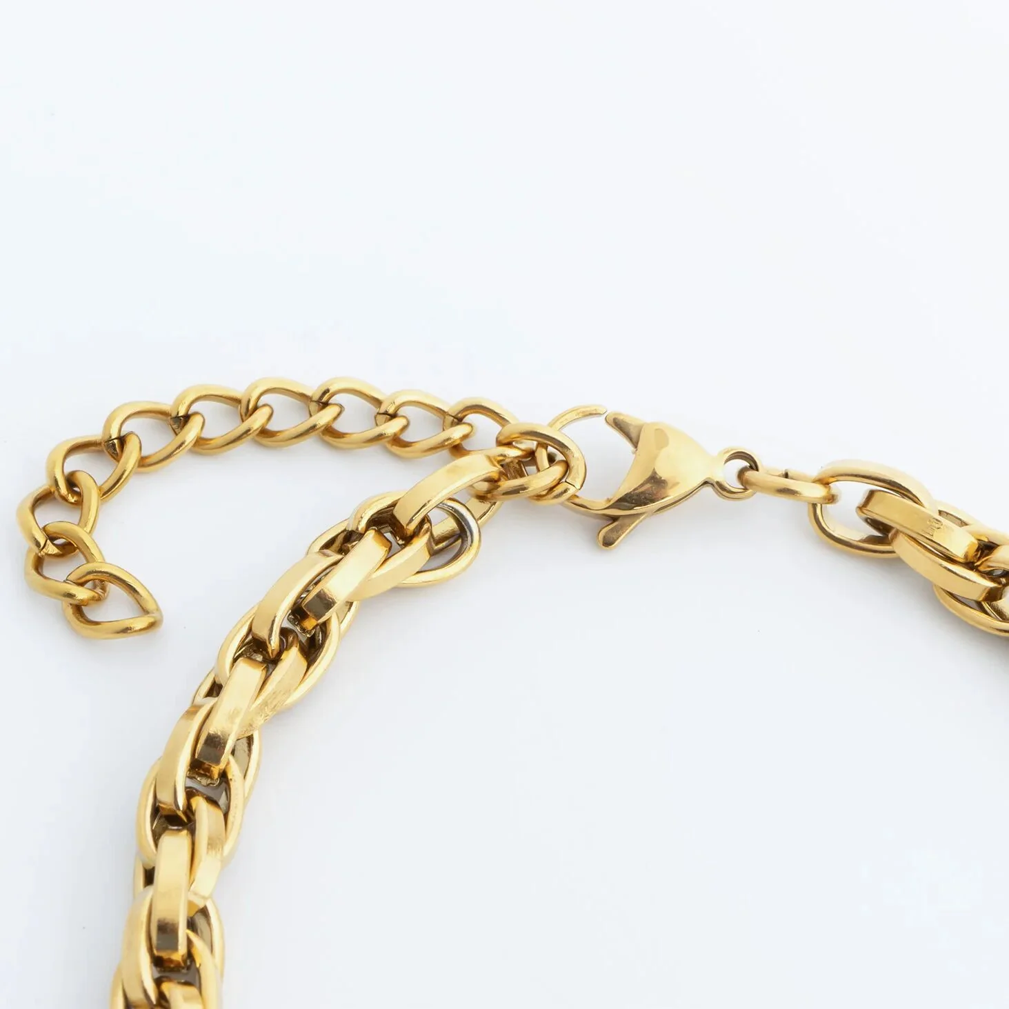18K Gold PVD Stainless Steel Twisted Oval Chain Necklace/ CHN0166 - Image 8