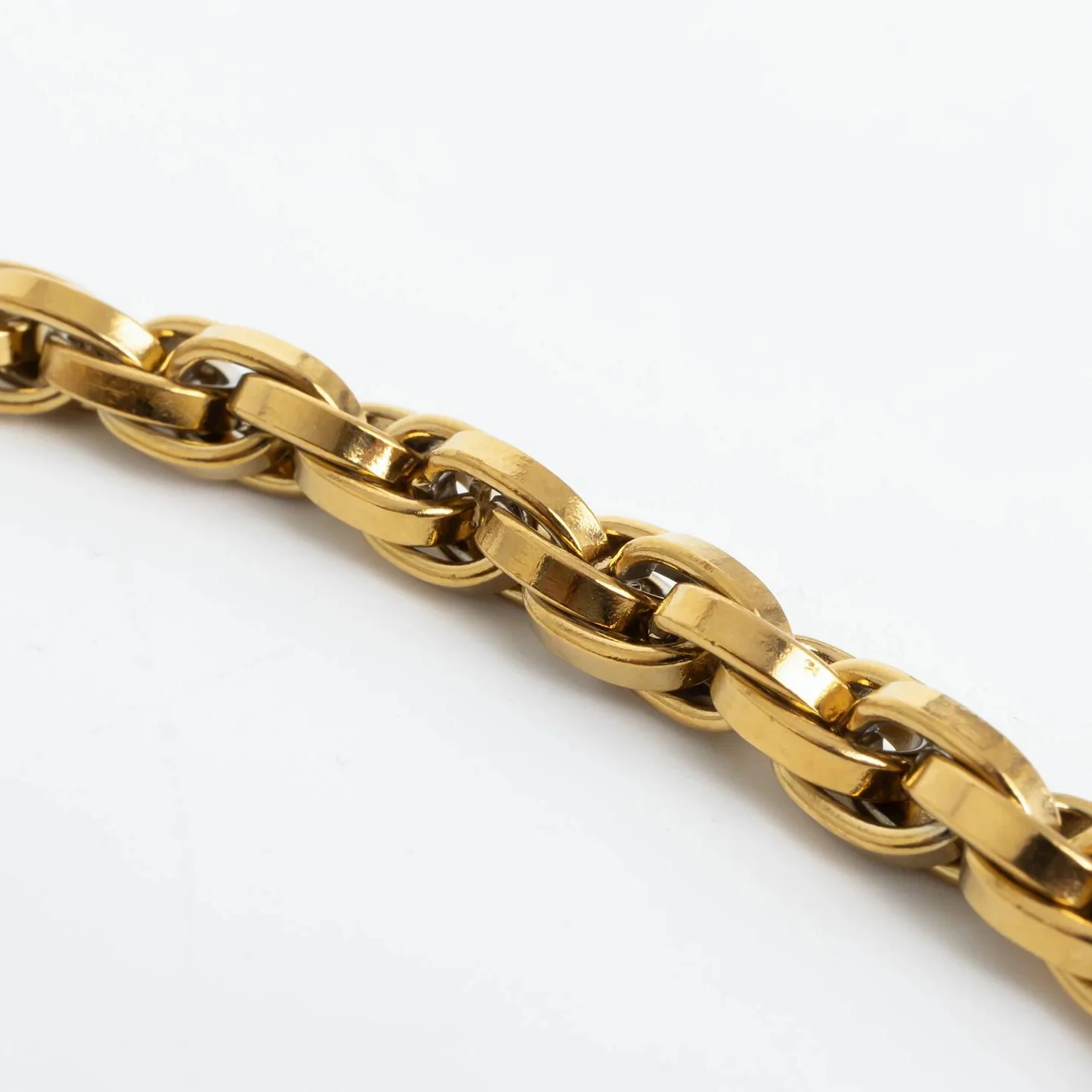 18K Gold PVD Stainless Steel Twisted Oval Chain Necklace/ CHN0166 - Image 9