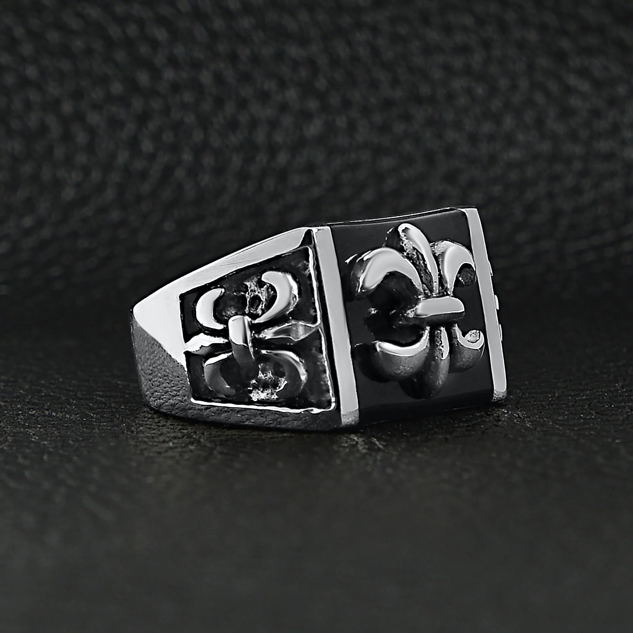 Stainless Steel Polished Black Fleur De Lis Signet Ring / SCR3040 - Image 3