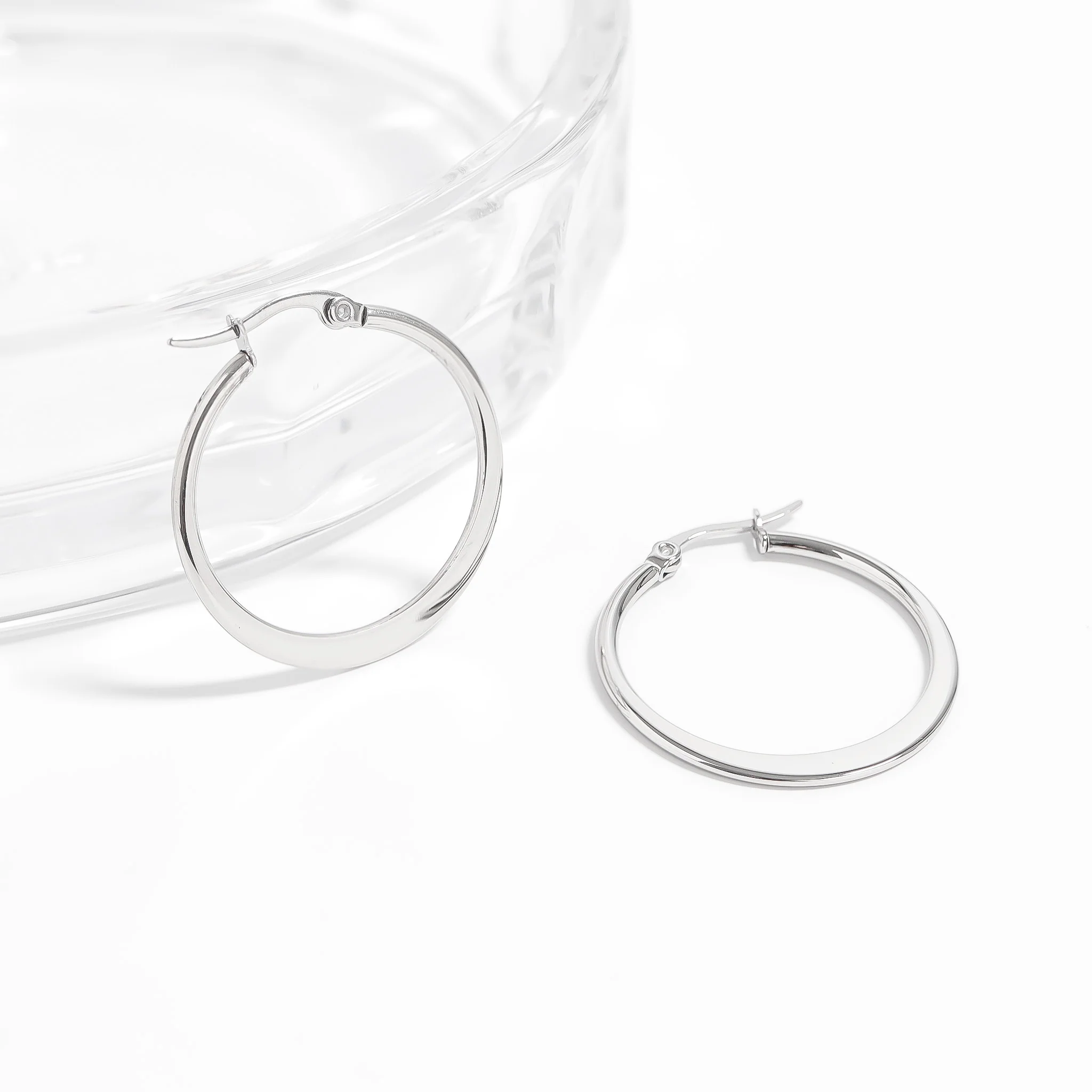 Stainless Steel Flat Oval Tube Hoop Earrings / ERJ2132 - Image 3